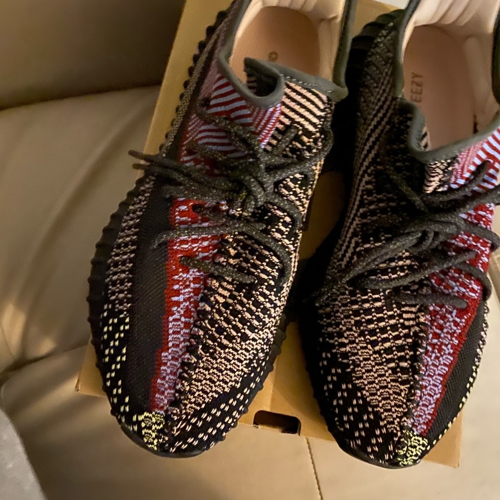 Yeezy 350 boost yecheil